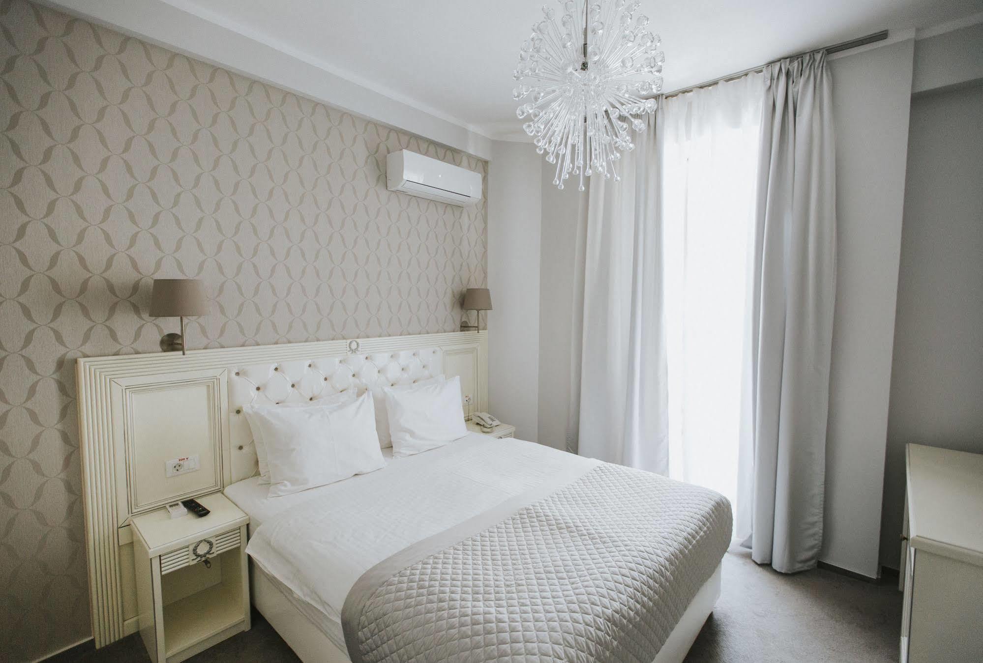 Vila Cornelia Bucarest Esterno foto