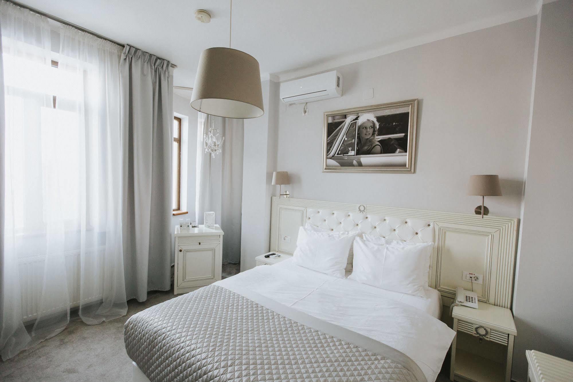 Vila Cornelia Bucarest Esterno foto