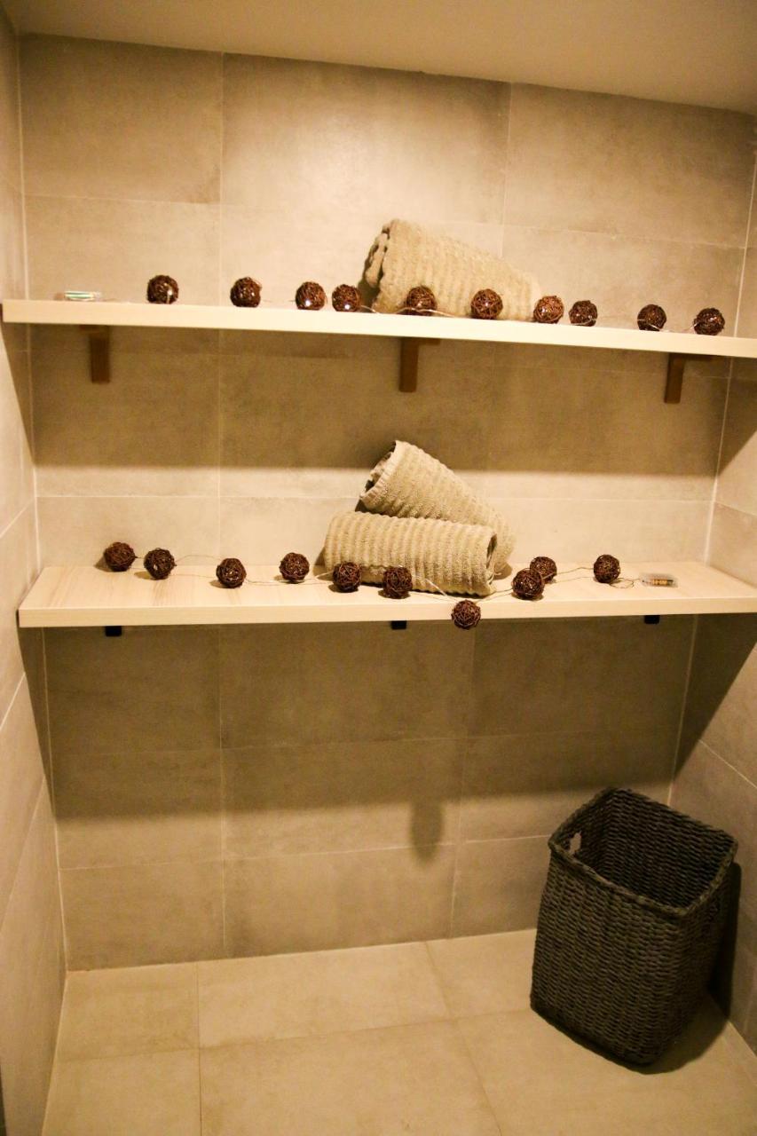 Vila Cornelia Bucarest Esterno foto